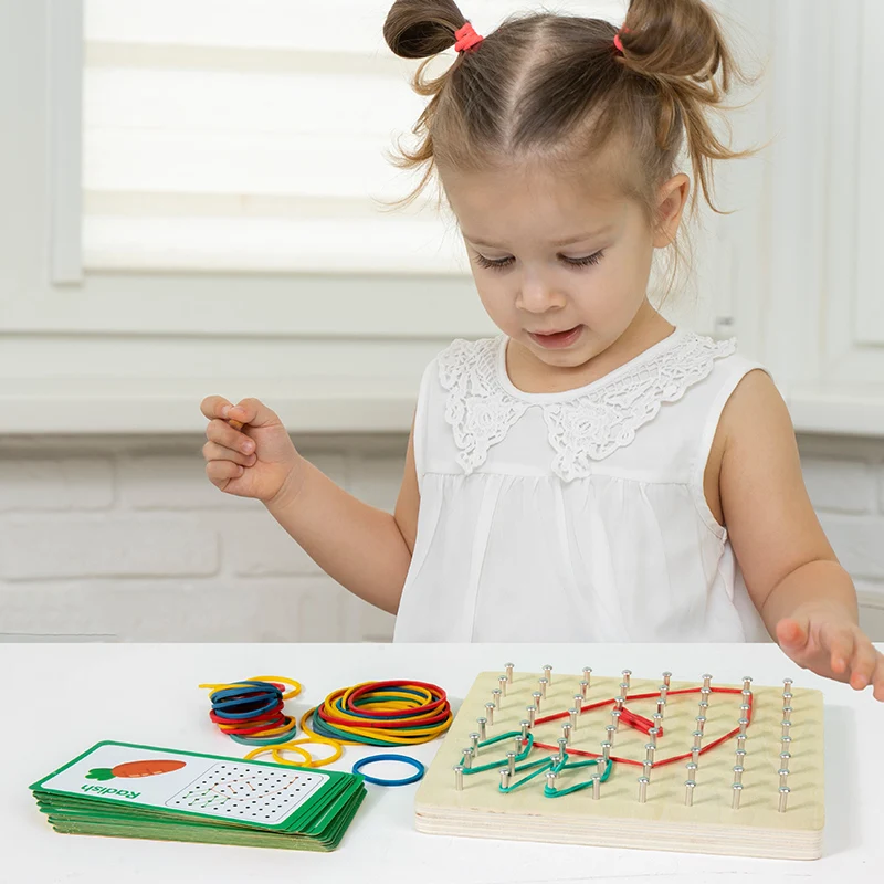 Planche à clous géométrique en bois Montessori – Jouet éducatif enfant – Image 2