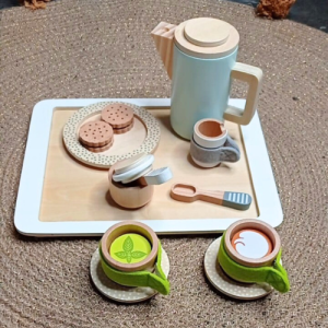 Service à thé en bois