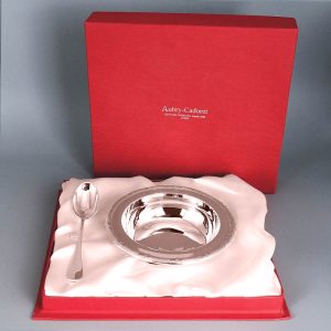 Assiette bébé en argent Rubans croisés et sa cuillère en argent