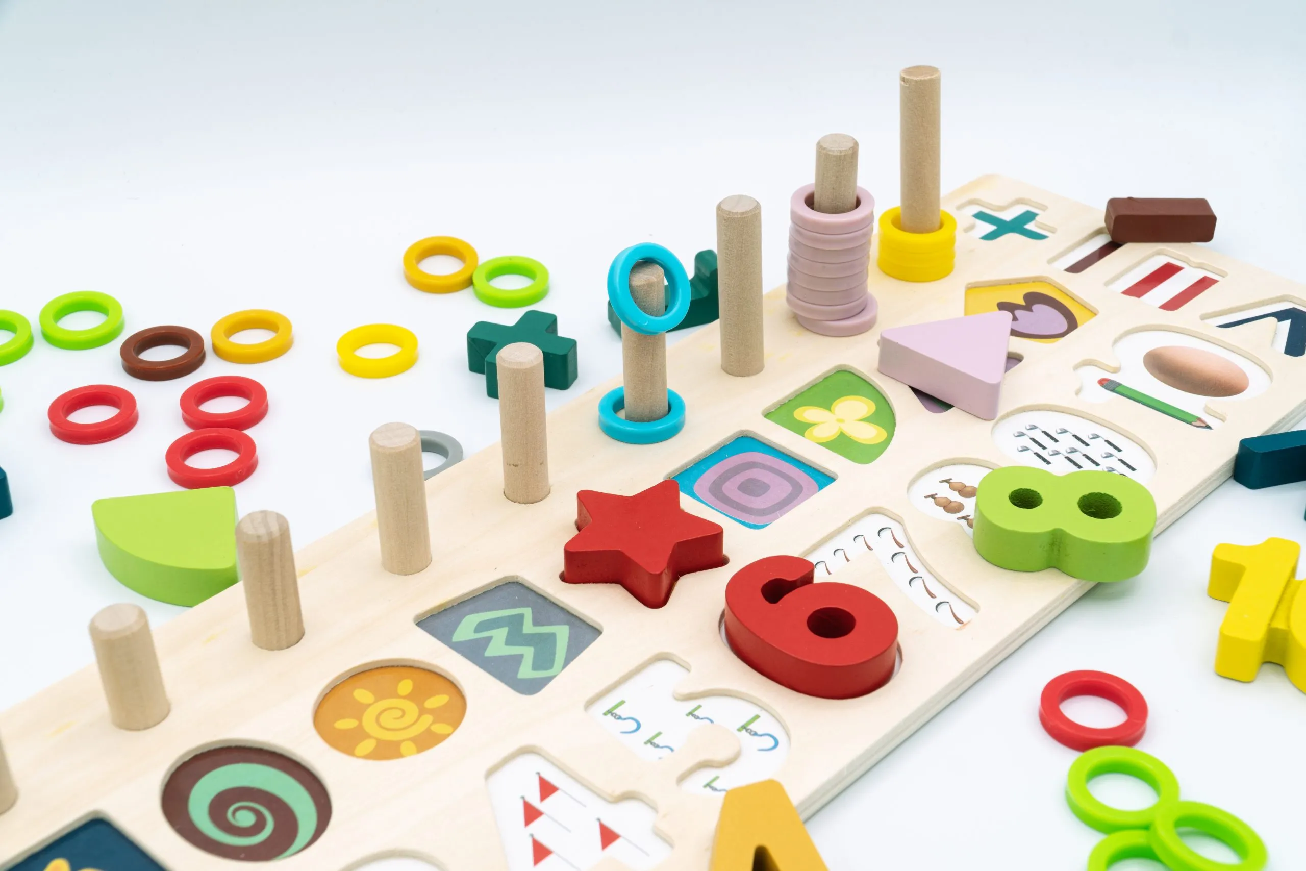 Puzzle chiffres et formes en bois Montessori – Image 3