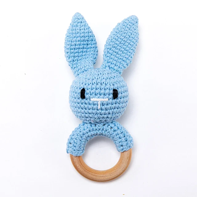 Hochet de naissance Lapin Bleu en crochet