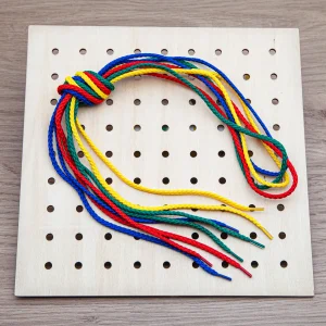 Set d'enfilage en bois - Laçage et enfilage